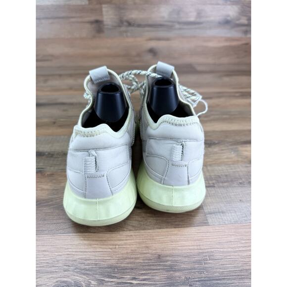 ECCO Women's Size 9-9.5 ST.1 Lite Comfort Sneakers - Picture 3 of 8